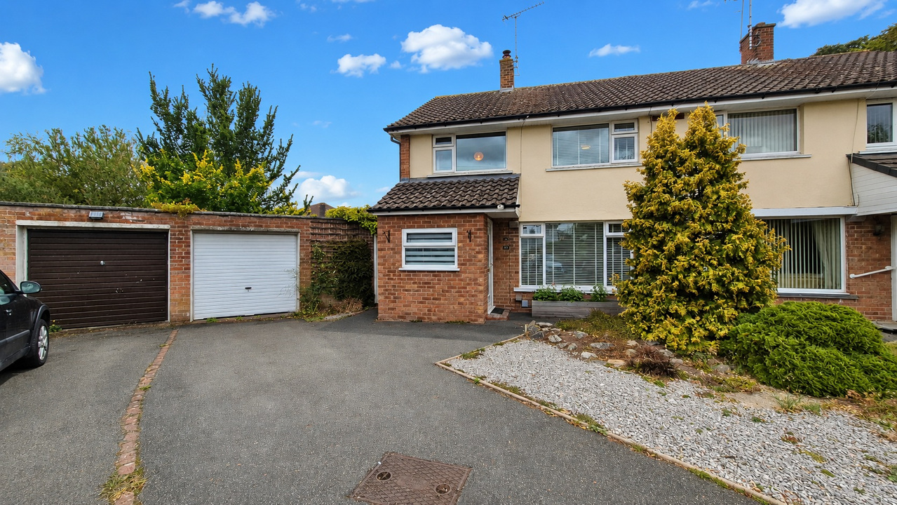 Charming Semi-Detached Investment in Broughton
