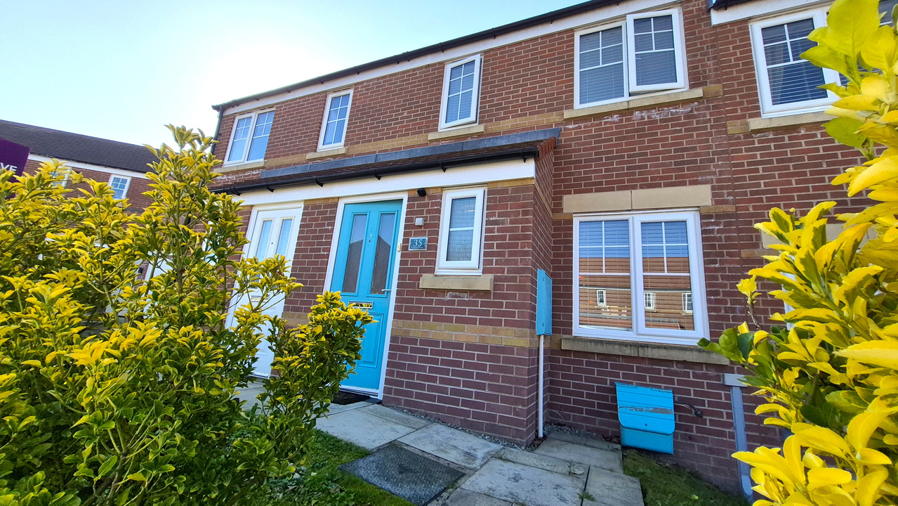 Immaculate Townhouse Investment Opportunity in Flintshire