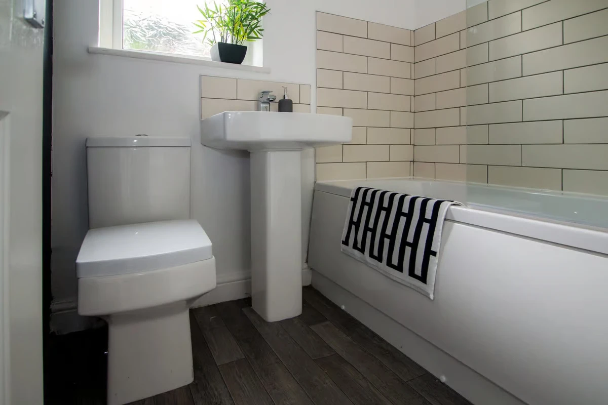 Substantial 5-Bedroom HMO Investment in Fallowfield