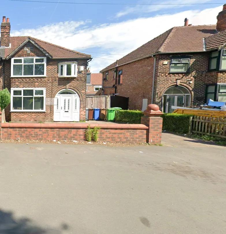 Spacious 3 Bedroom Semi-Detached House in Prime Burnage Area