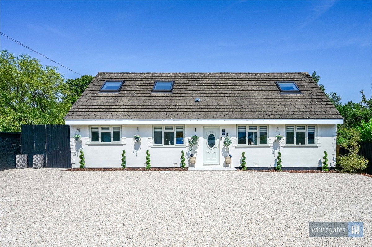 Stunning 4-Bed Detached Bungalow with Acres of Potential