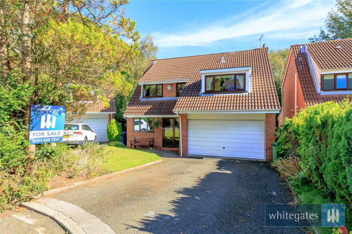 Stunning 5-Bedroom Family Home in Prime Woolton Location