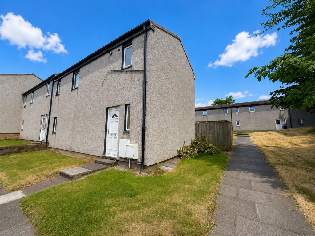 Charming End-Terrace Investment Opportunity in Ryton
