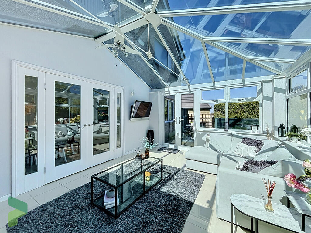 Stunning 5-Bed Detached Investment Opportunity in Darwen