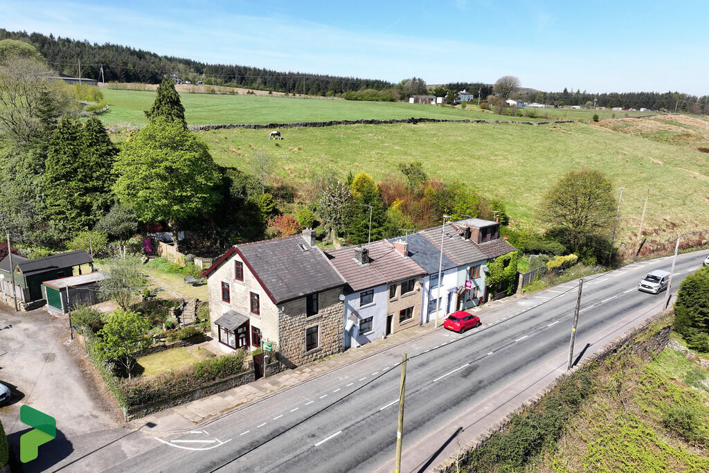 Investment Opportunity: Spacious 3-Bedroom Cottage in Darwen