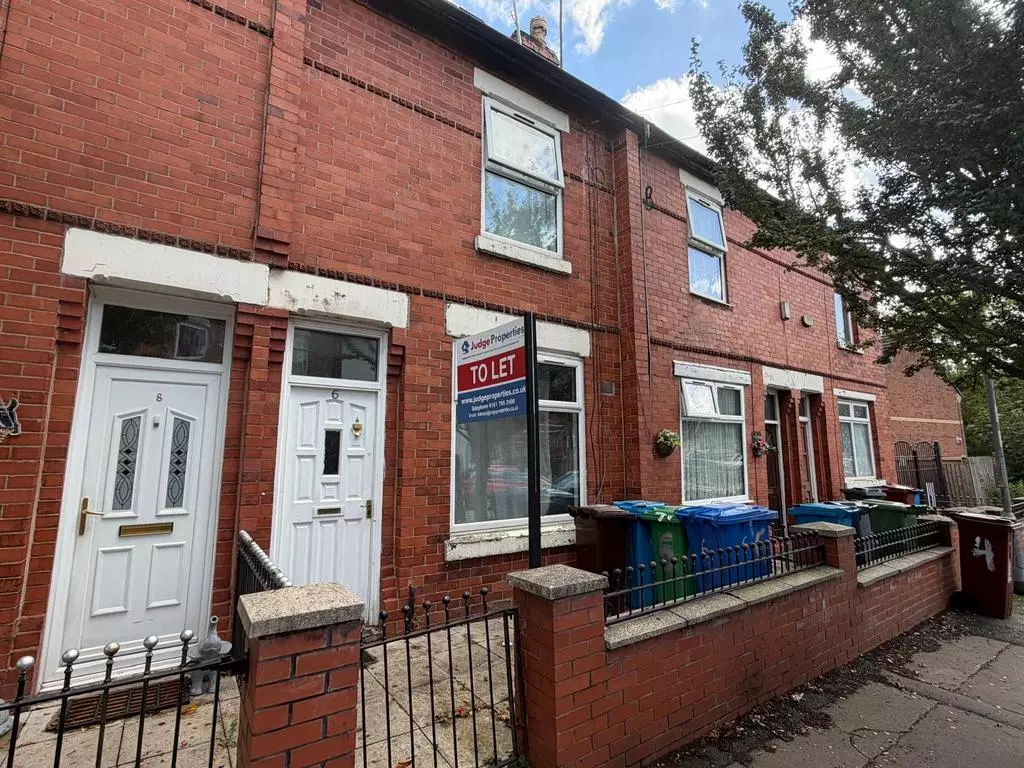 Spacious Two-Bedroom Home in Connected Crumpsall