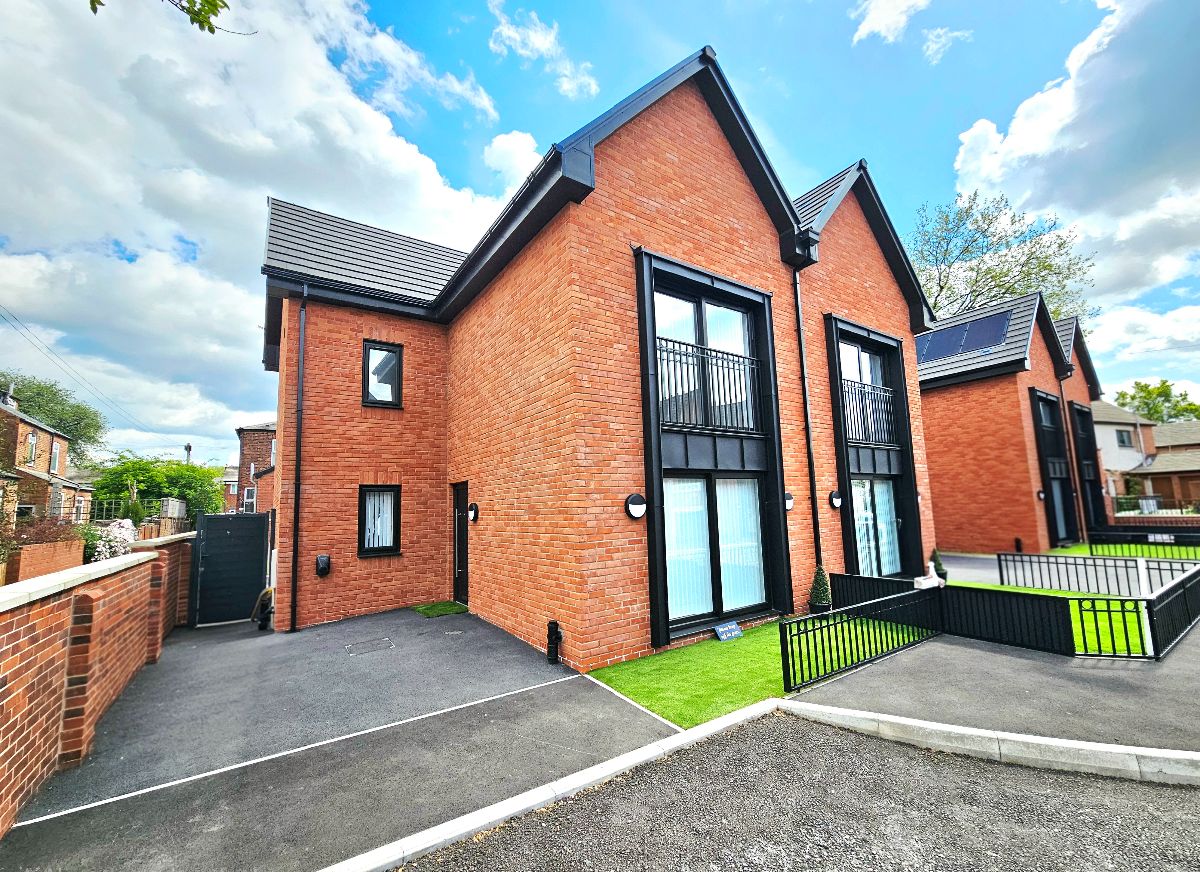Exceptional Family Home in Sought-After Levenshulme