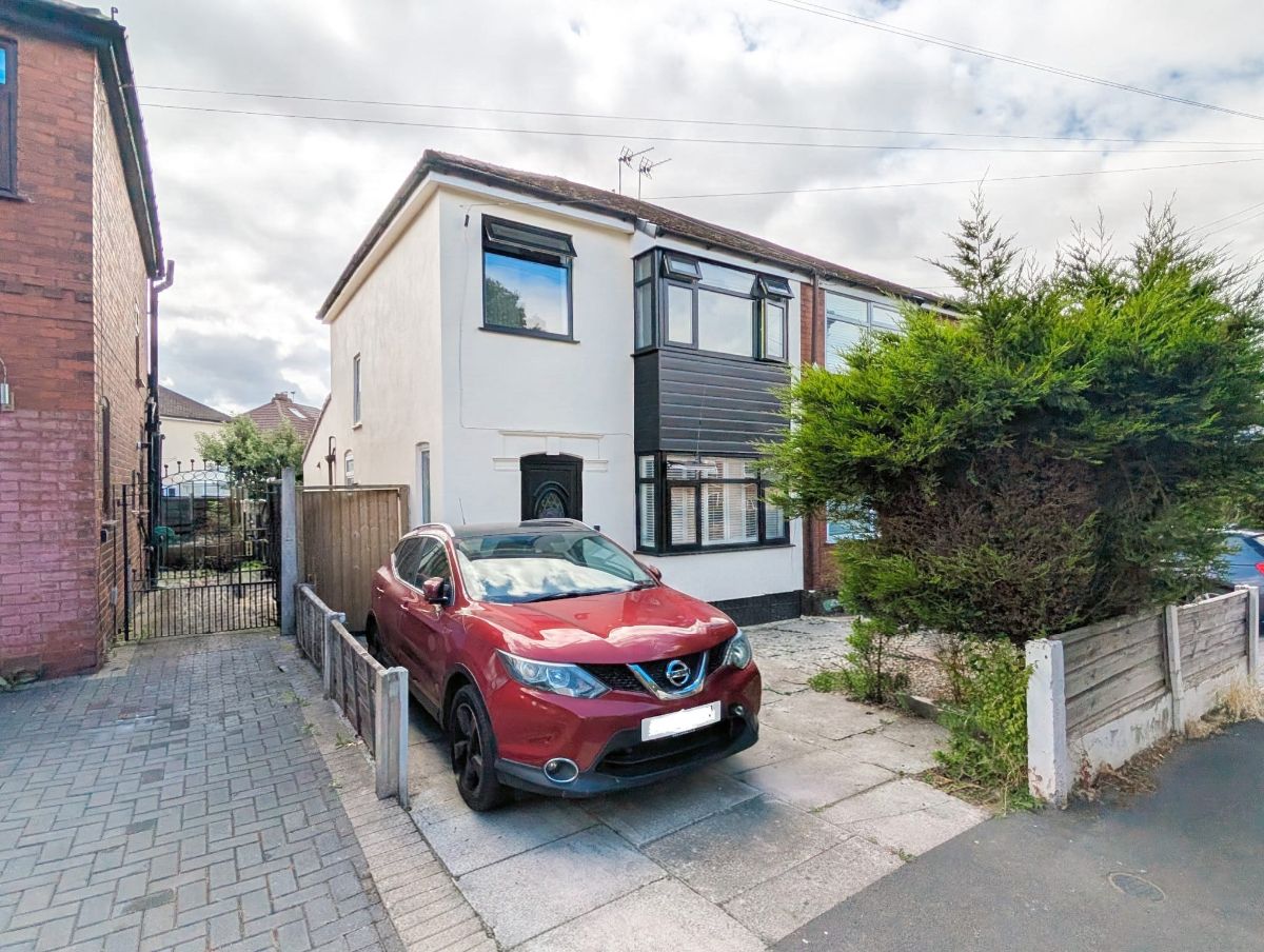 Single Room in Well-Connected Swinton Shared House
