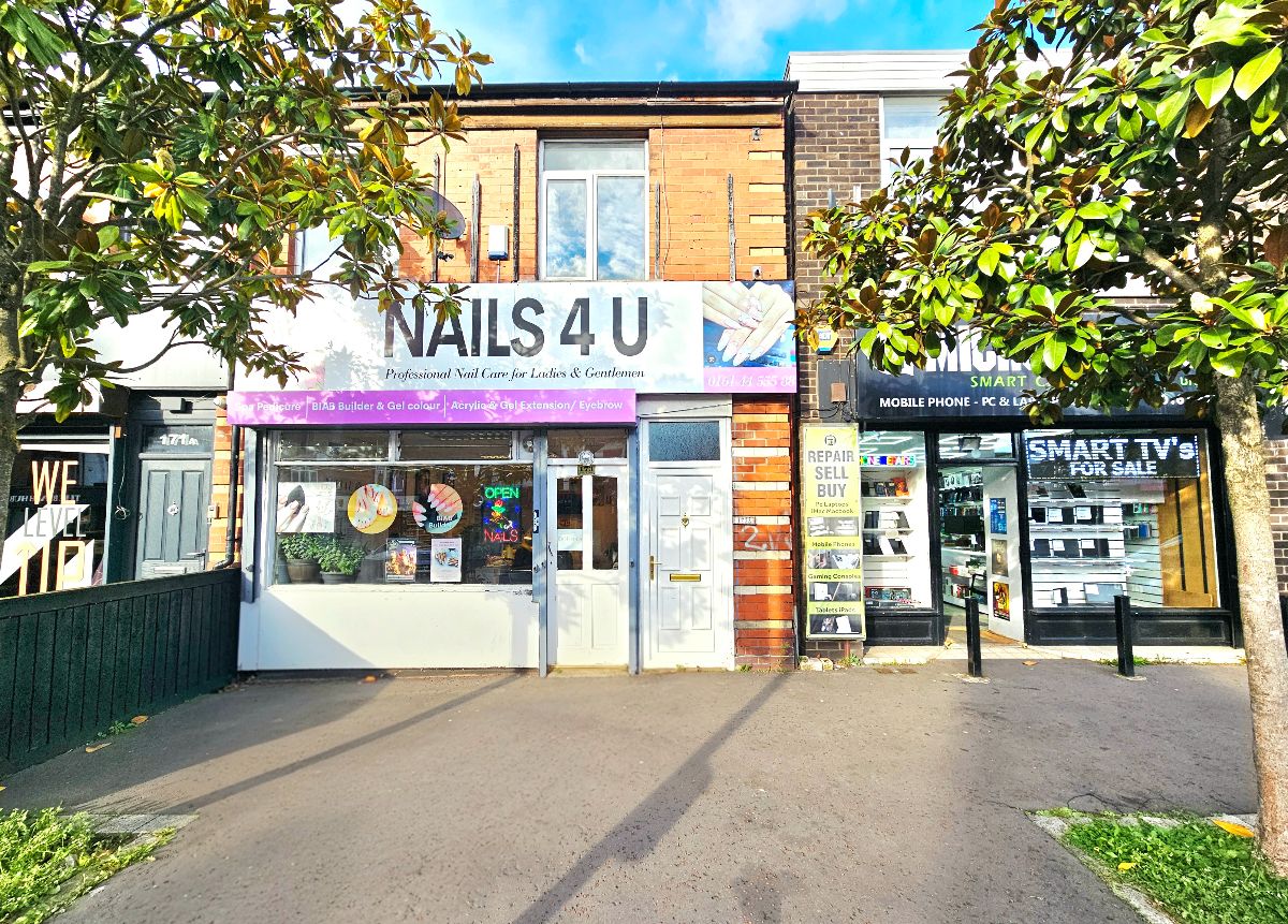 Modern Spacious Flat in High Demand Didsbury Location
